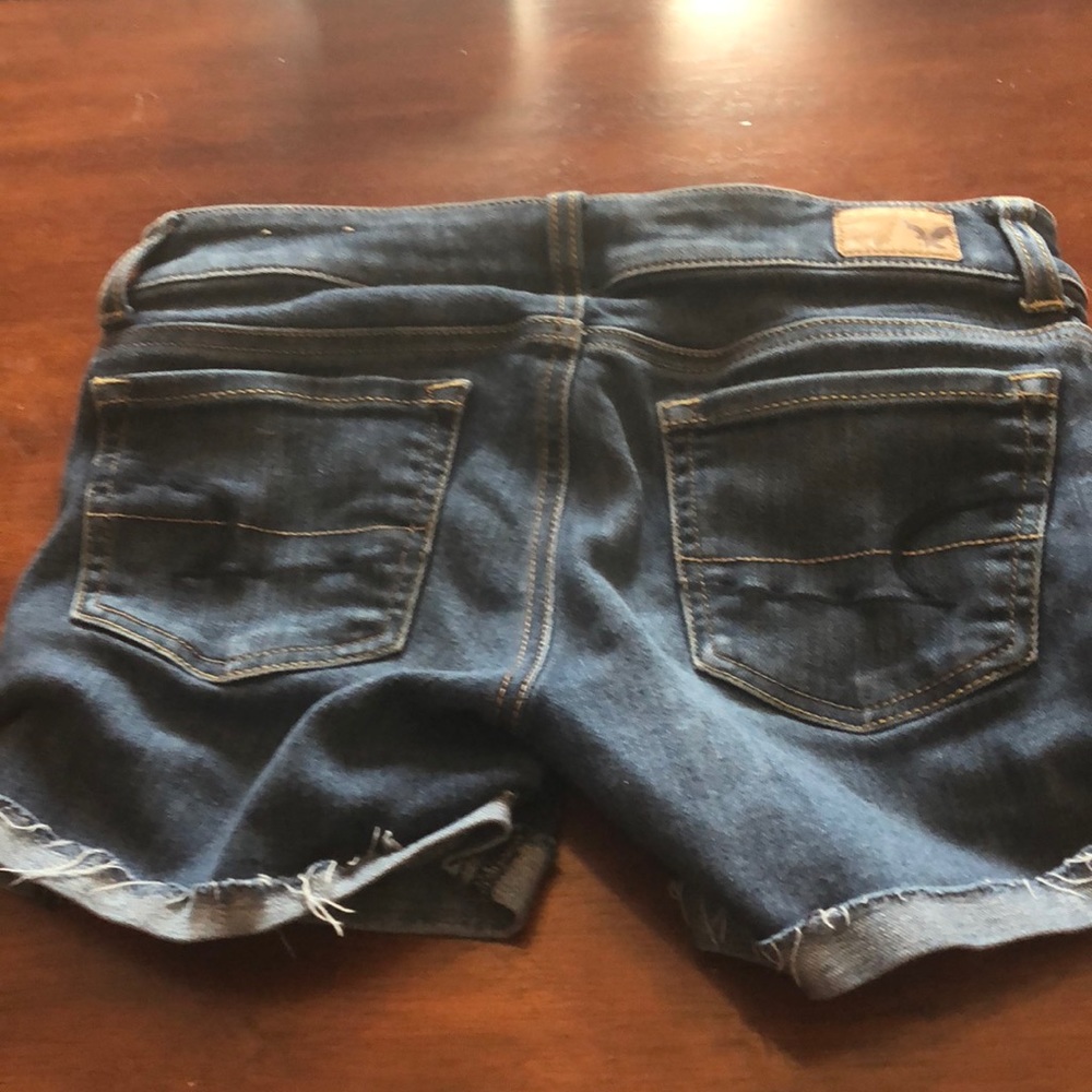 Shorts - Picture 4 of 4